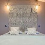 Les Pins Perdus Bed & Breakfast