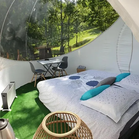 Les Pins Perdus Nocleg ze śniadaniem 3*