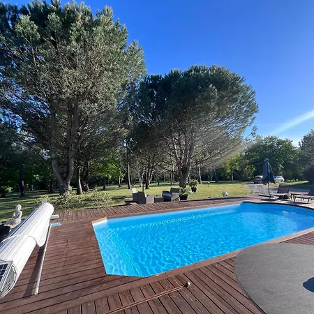 Bed and Breakfast Les Pins Perdus 3*
