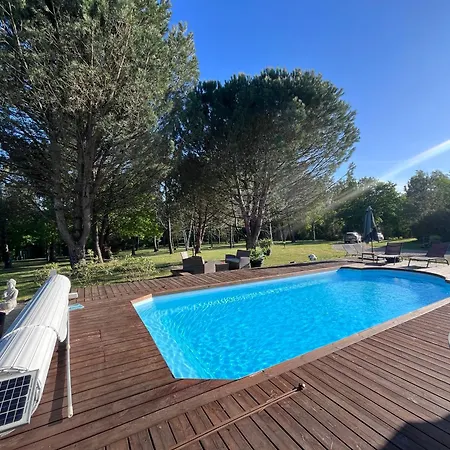 Bed and Breakfast Les Pins Perdus Saint-Ciers-d'Abzac