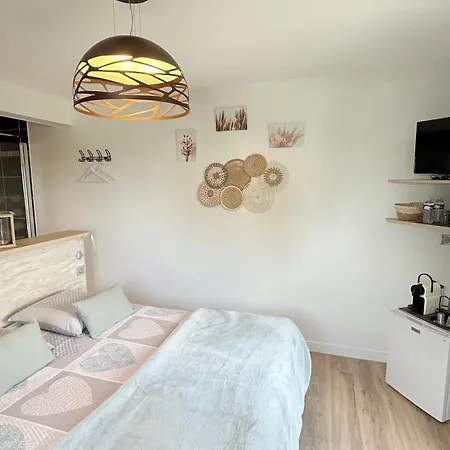 Bed and Breakfast Les Pins Perdus Saint-Ciers-d'Abzac