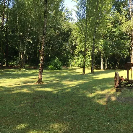 Les Pins Perdus Nocleg ze śniadaniem 3*