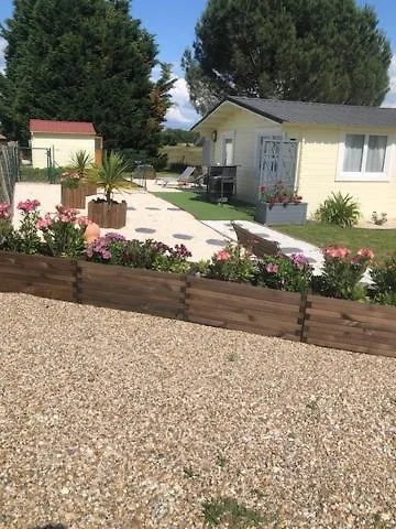 Les Pins Perdus 3* Saint-Ciers-d'Abzac